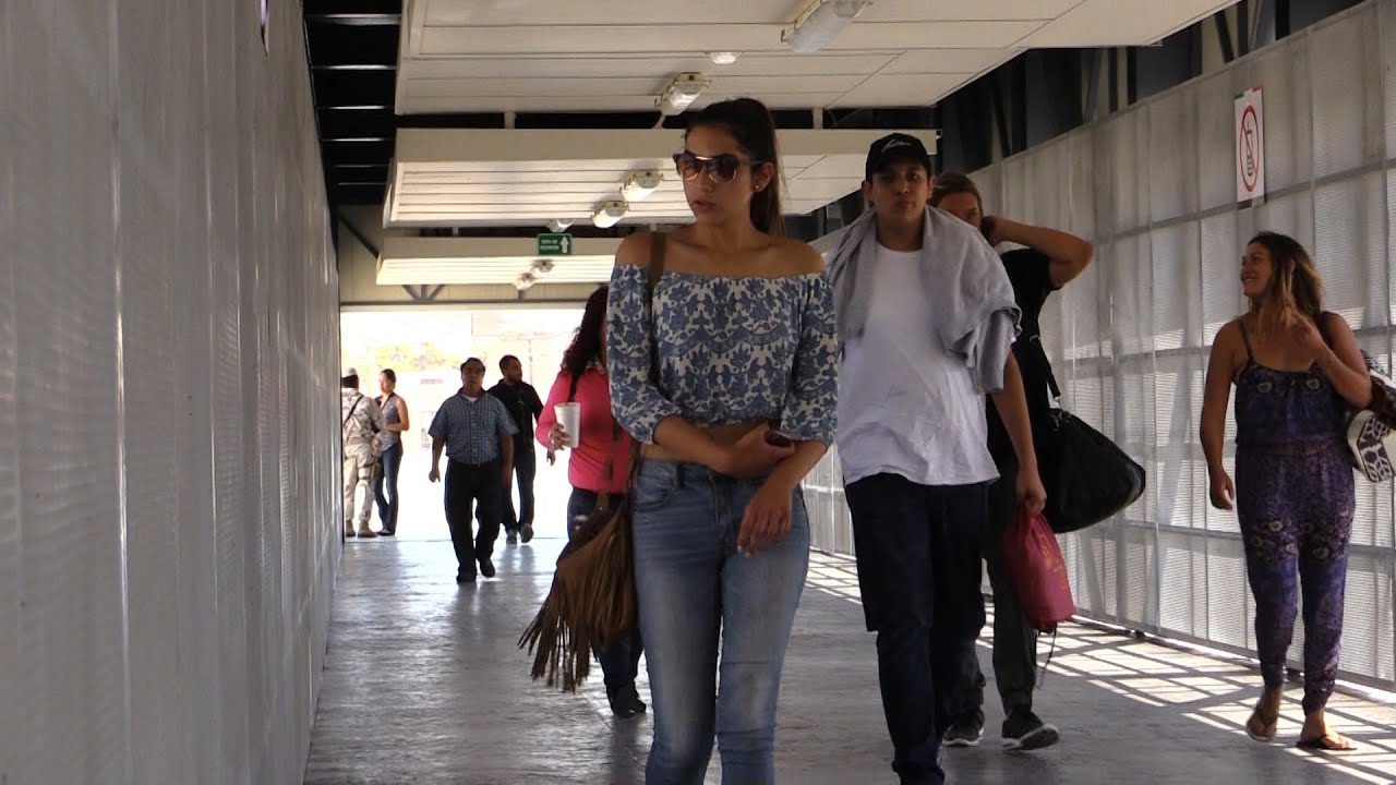 Abren puente peatonal definitivo de Tijuana