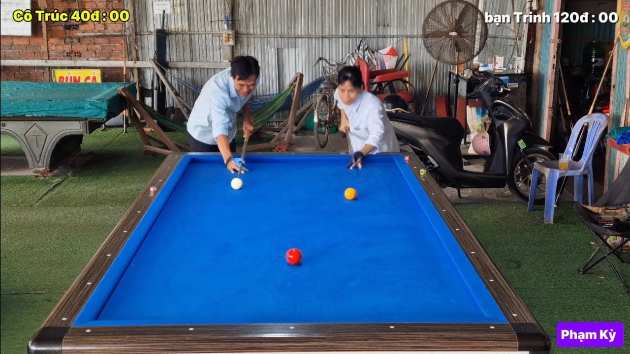 Trận đấu lội ngược dòng rất hấp dẫn 