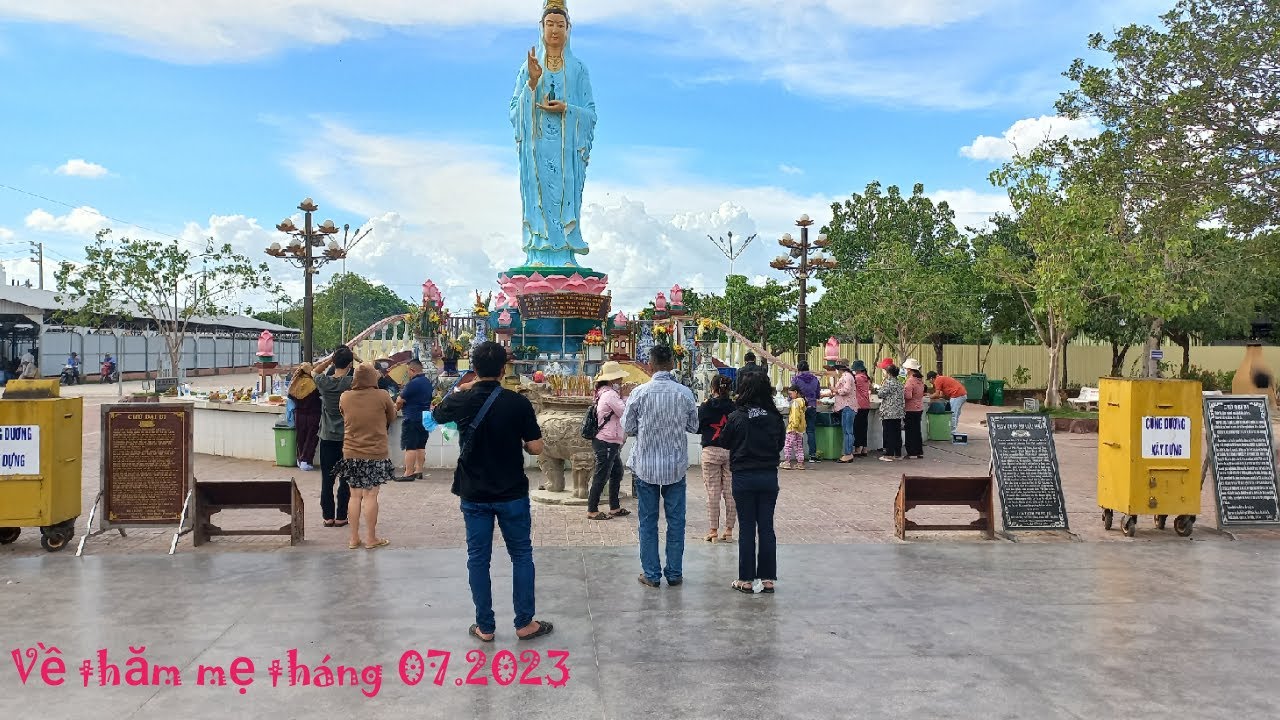 Ghé thăm trung tâm hành hương Quán Âm Phật Đài (Mẹ Nam Hải) Nhà Mát Bạc Liêu.