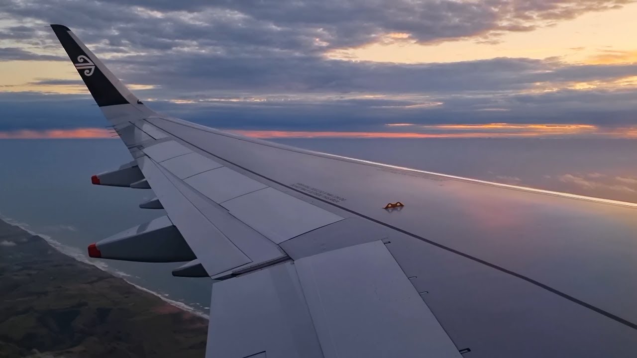 [STUNNING SUNSET] Air New Zealand A321neo Taxi & Takeoff | Auckland | ZK-NNA