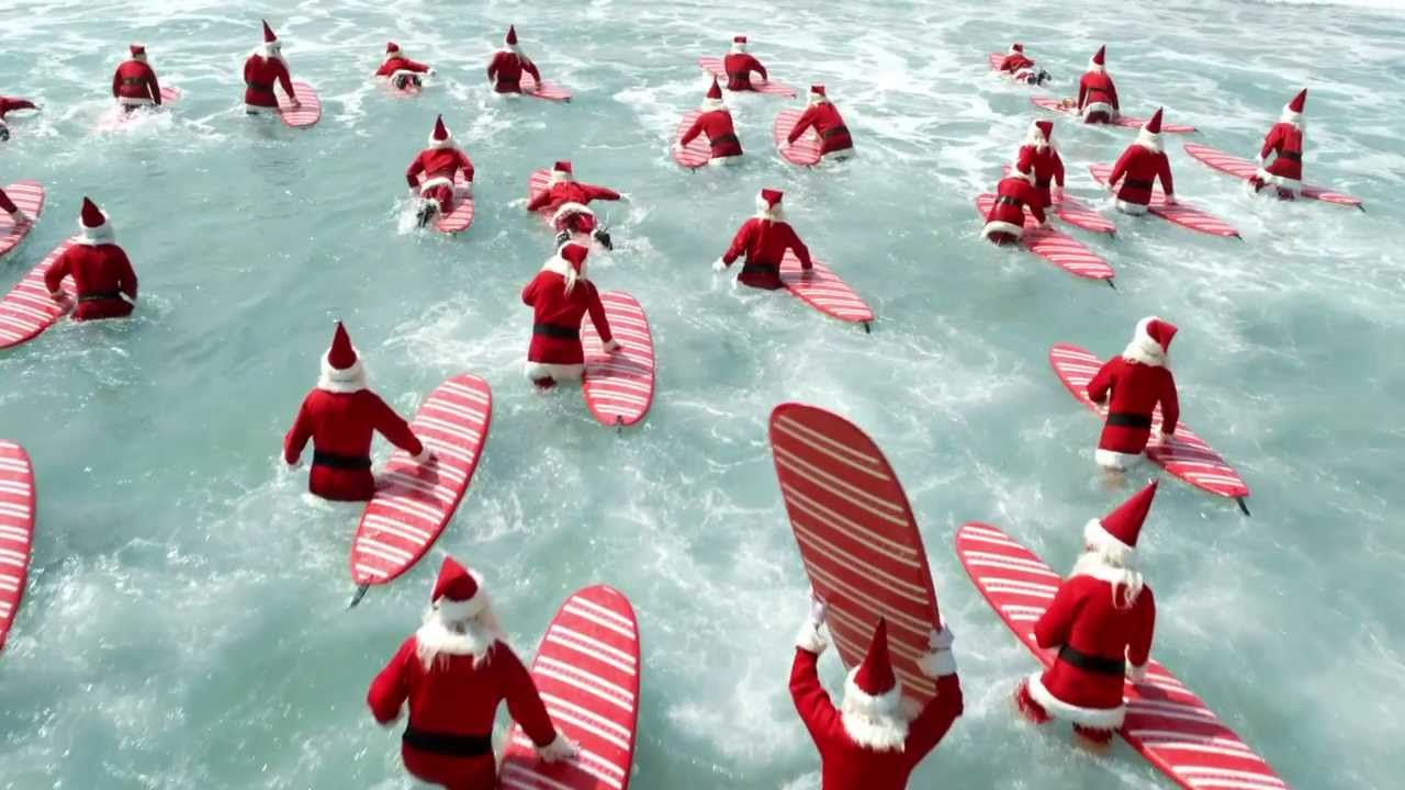 ALDI - Surfin' Santas