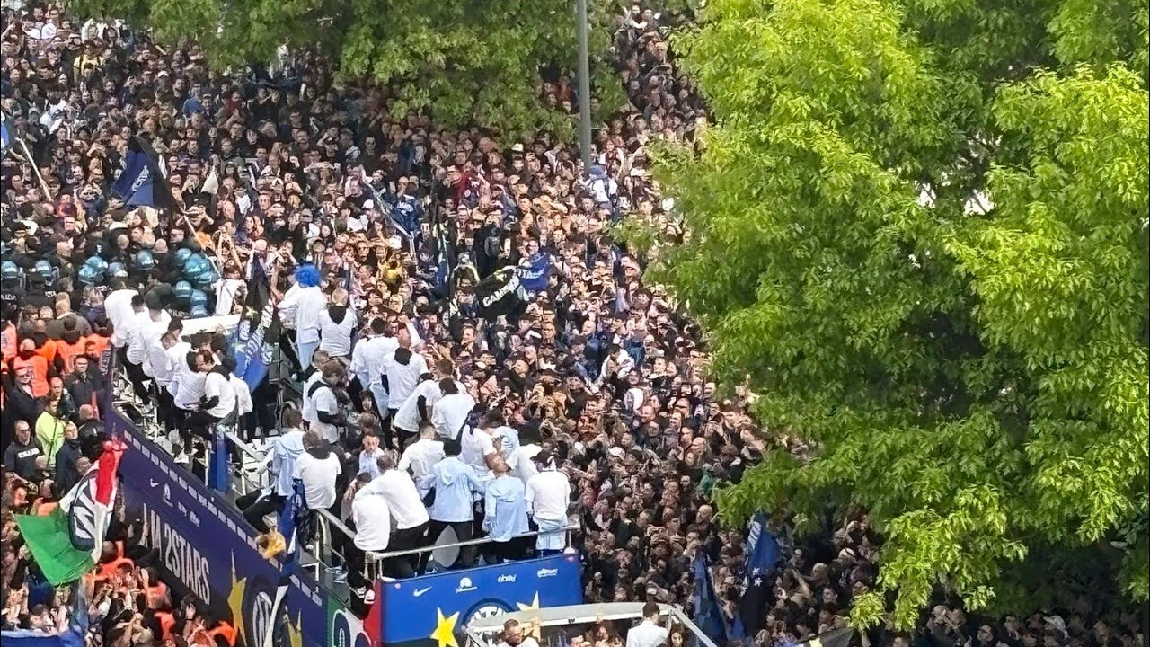 UNA MAREA NERAZZURRA DEVASTANTE! CE LO SIAMO MERITATI!