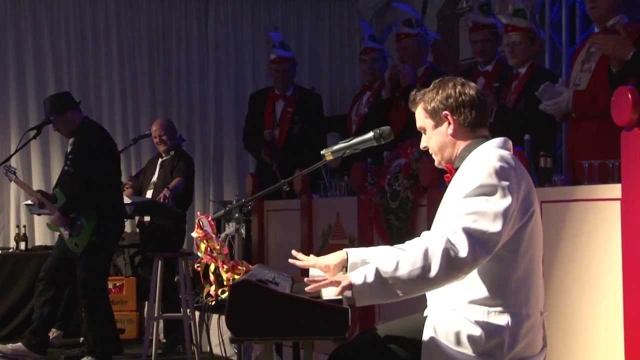 Dammer Carneval Musikvideo - LIVE