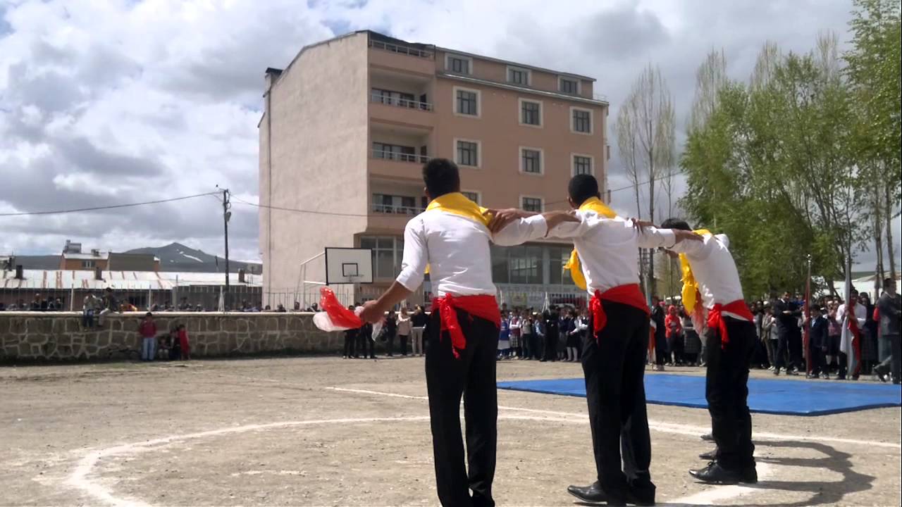 tekman halay ekibi