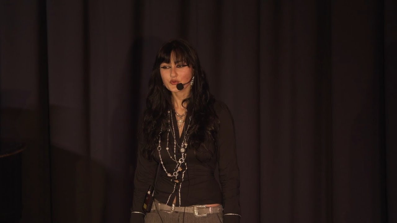 Unpacking and breaking the cycle of intergenerational trauma | Zuzanna Wabnik | TEDxIILOPoznań