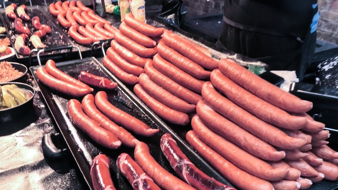 London Street Food at Brick Lane Sunday Market, Huge Ribs and Food from the World Over