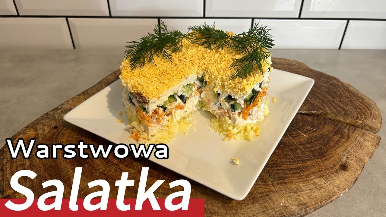 🥗 Sałatka warstwowa z kurczakiem – wygląda jak tort! / Салат з куркою шарами – як торт! 🥗