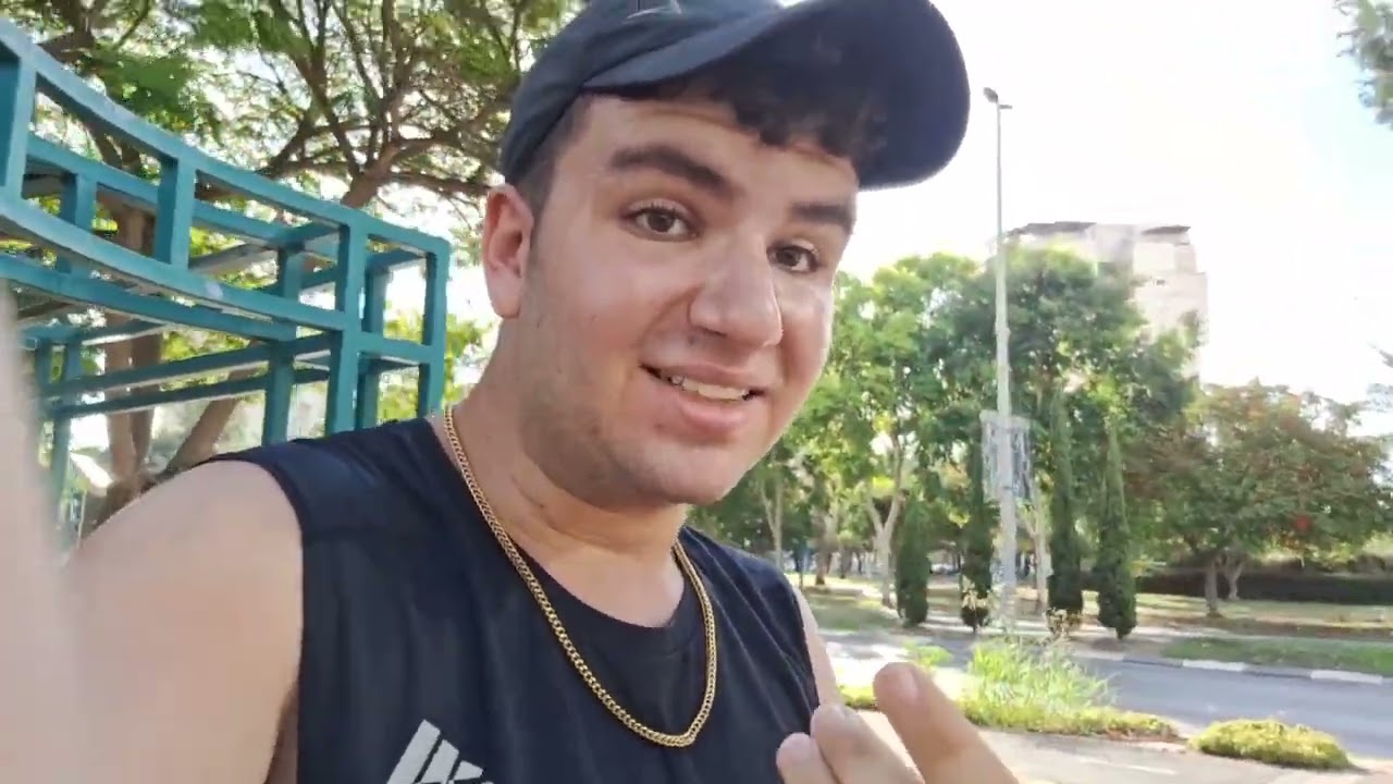 חוטף קריזות על נעל טניס הרללטחעתתחתע
