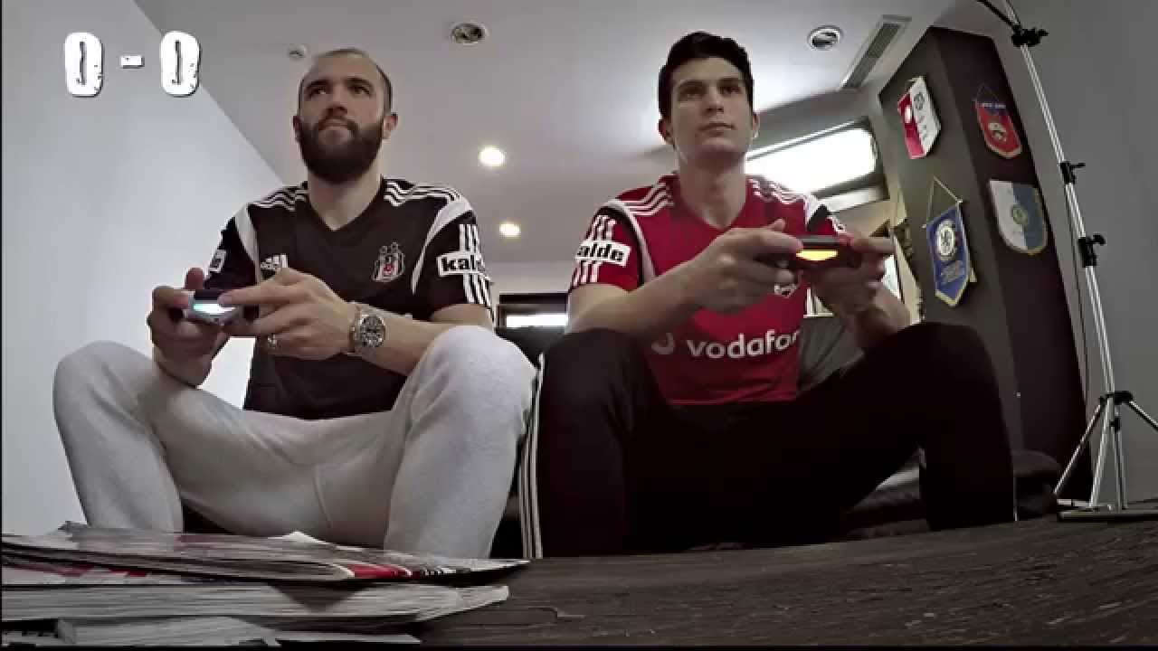 2’ye 2 PES Maçı (Serdar Kurtuluş vs Necip Uysal)