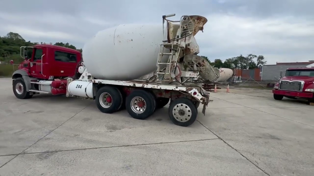 2016 MACK GRANITE GU813 For Sale