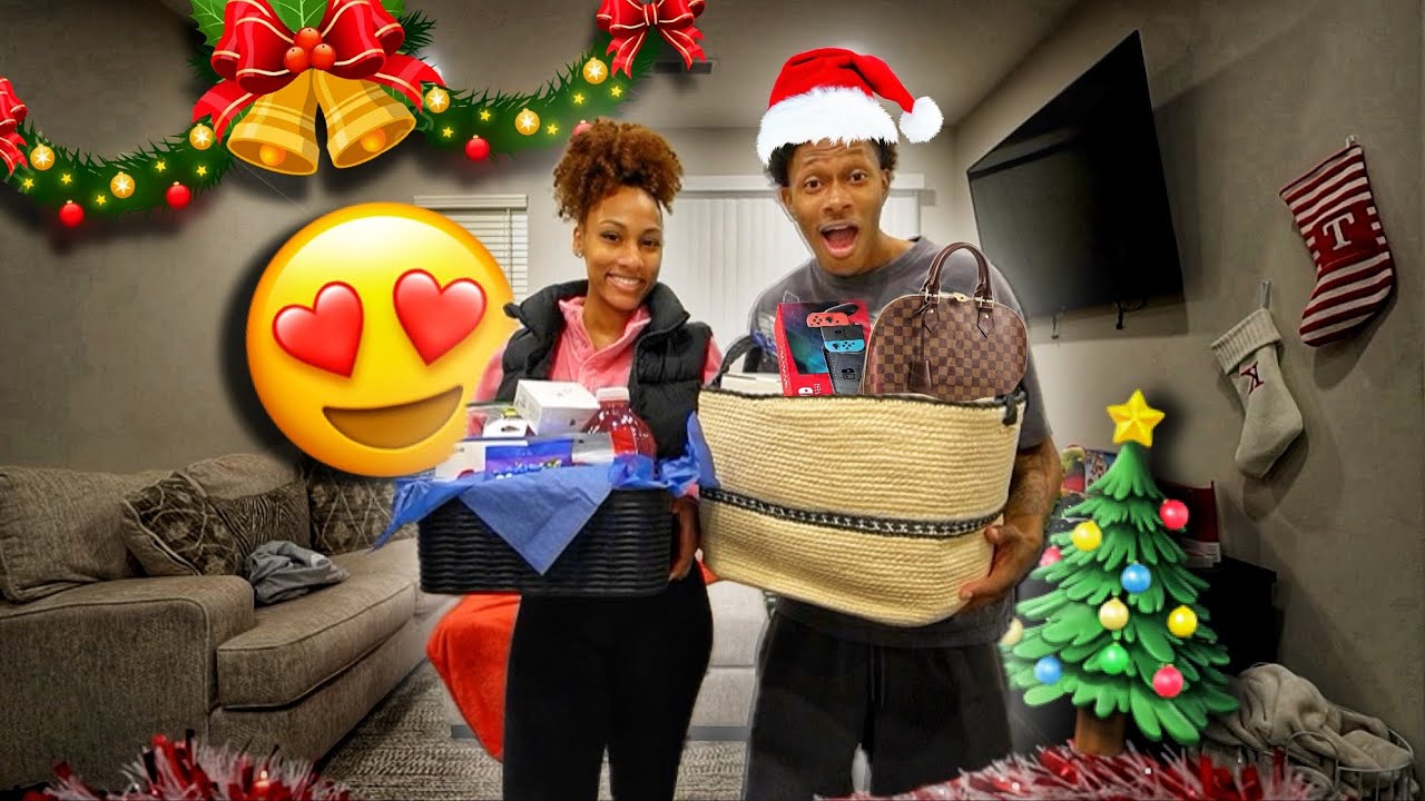 Couple Christmas Basket Challenge..🎄🧺 *Y’all be the judge*