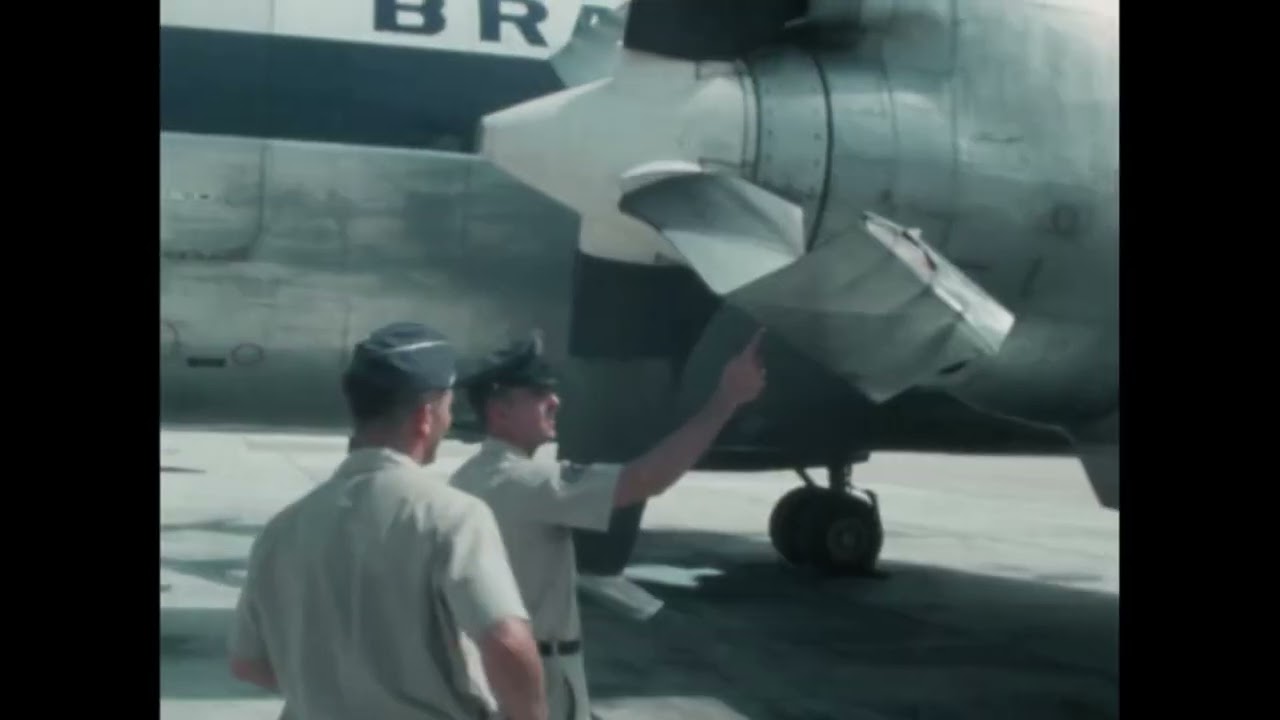 Footage before Crash - Braniff International Airways 352 - [In-flight breakup 1) 2)] - 3rd May, 1968