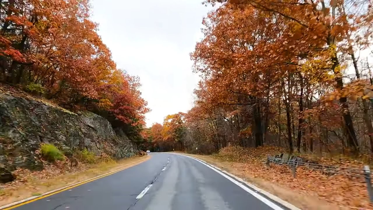Taconic State Parkway! The Most Beautiful Fall Road in New York?