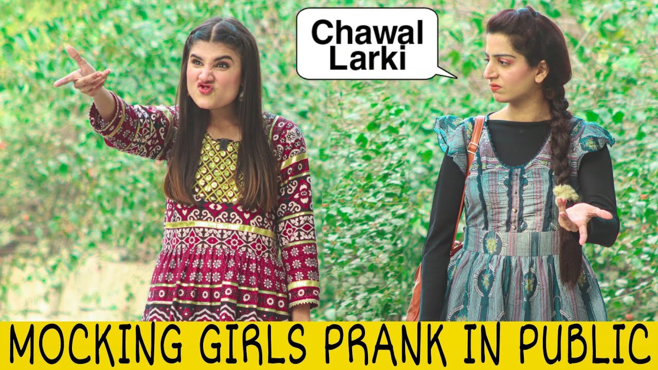 Mocking Girls (Muh Chidana) Prank@Crazy Comedy