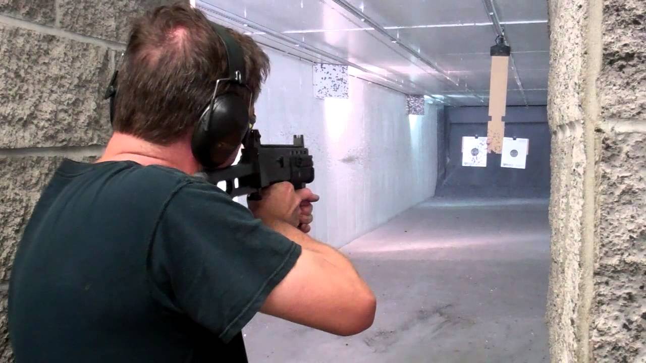 More 3 round bursts out of an early prototype Shockwave Technologies mag for the SWD M11/NINE