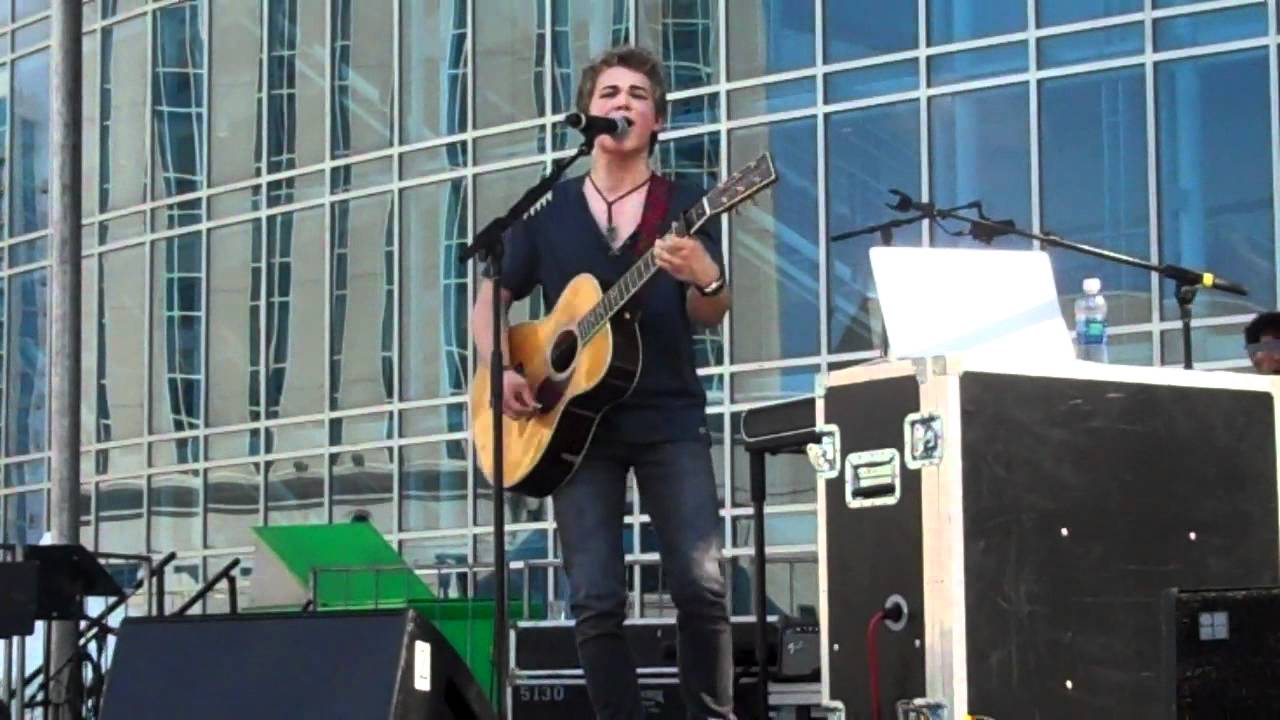 Hunter Hayes Storm Warning live at 2011 CMA Music Fest