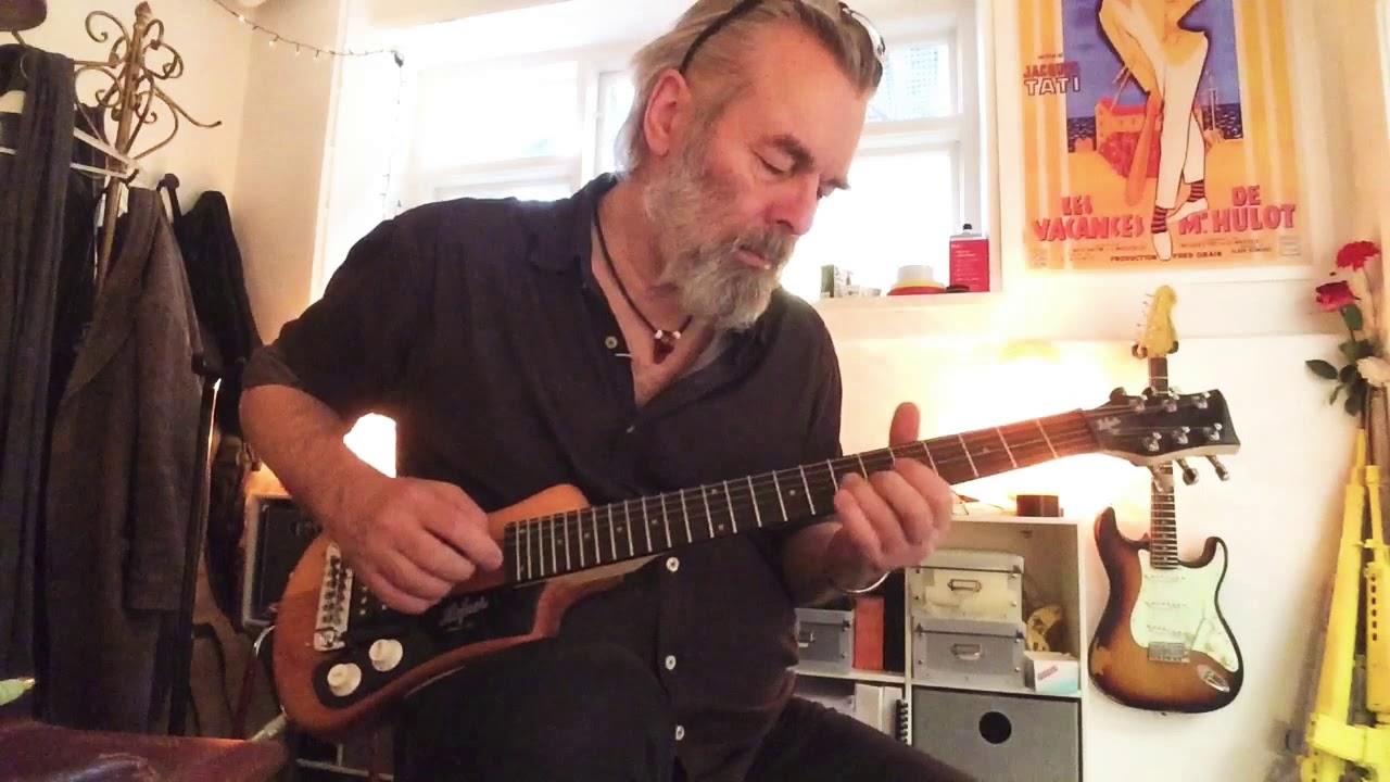 Hofner Shorty