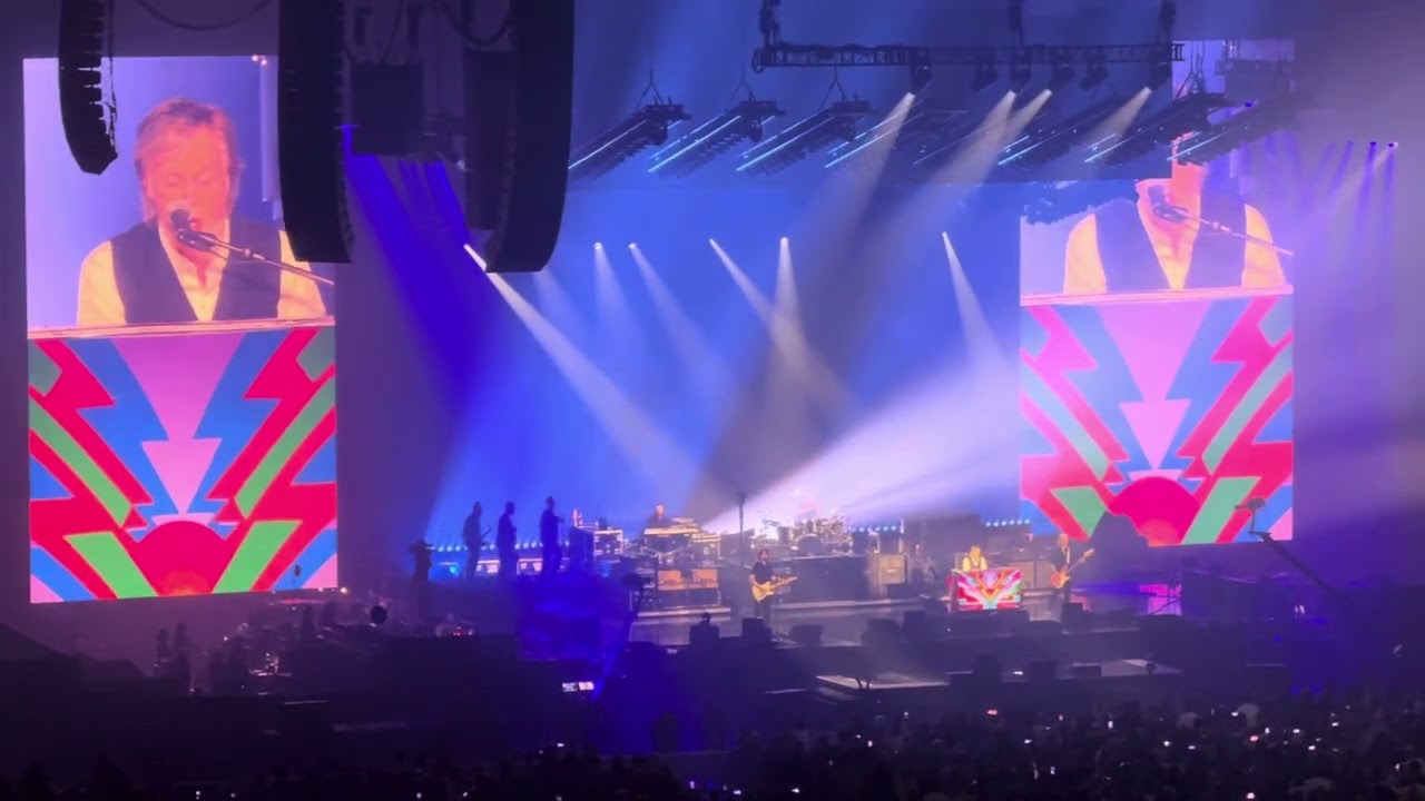 PAUL McCARTNEY - Hey Jude - Paris 2024
