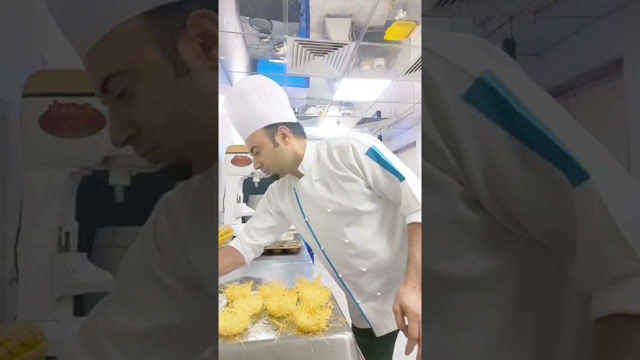 اسهل طريقه عمل كنافه كاب بالفواكه مع حسام ابوزيد
