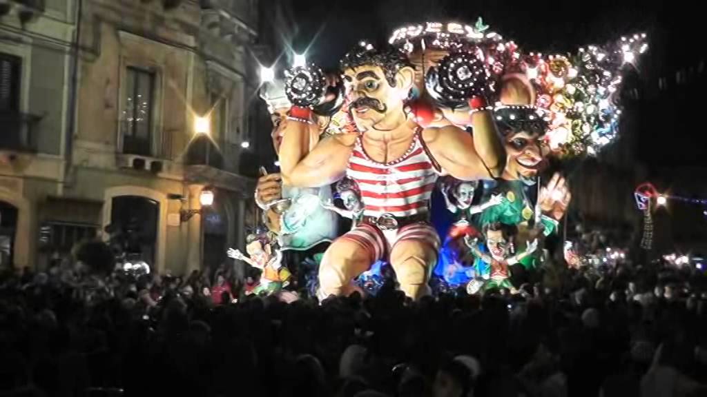 ACIREALE - IL PIU' BEL CARNEVALE DI SICILIA - 