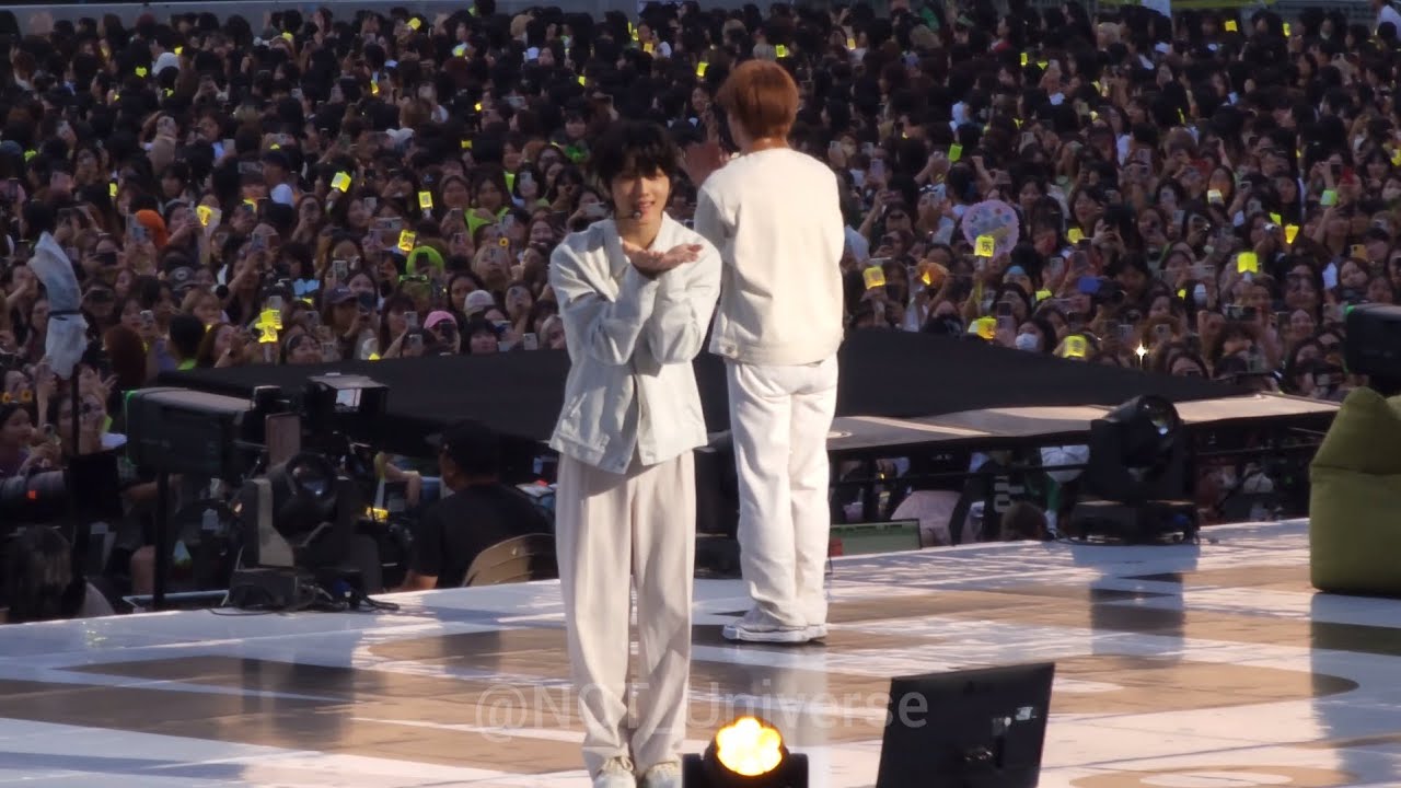 230826 NCT U - 캥거루 Kangaroo | NCT NATION 엔시티 단체콘 콘서트 둥둥섬 폰카 직캠 fancam 지성 천러 양양 런쥔 쿤 DREAM WayV