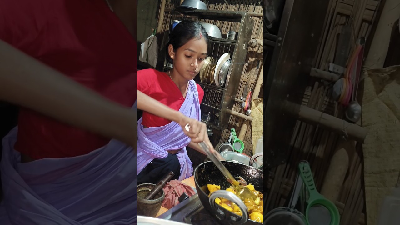 boilrar recipe 🍅🤤 #couple #akashbhai #minivlog #assamese #foryou #trending #wife #assamesevlogs
