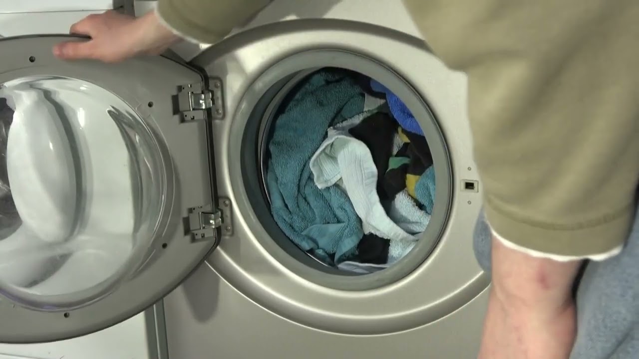 Review of Hotpoint Aquarius WML730G 1300 spin 7kg Washing Machine