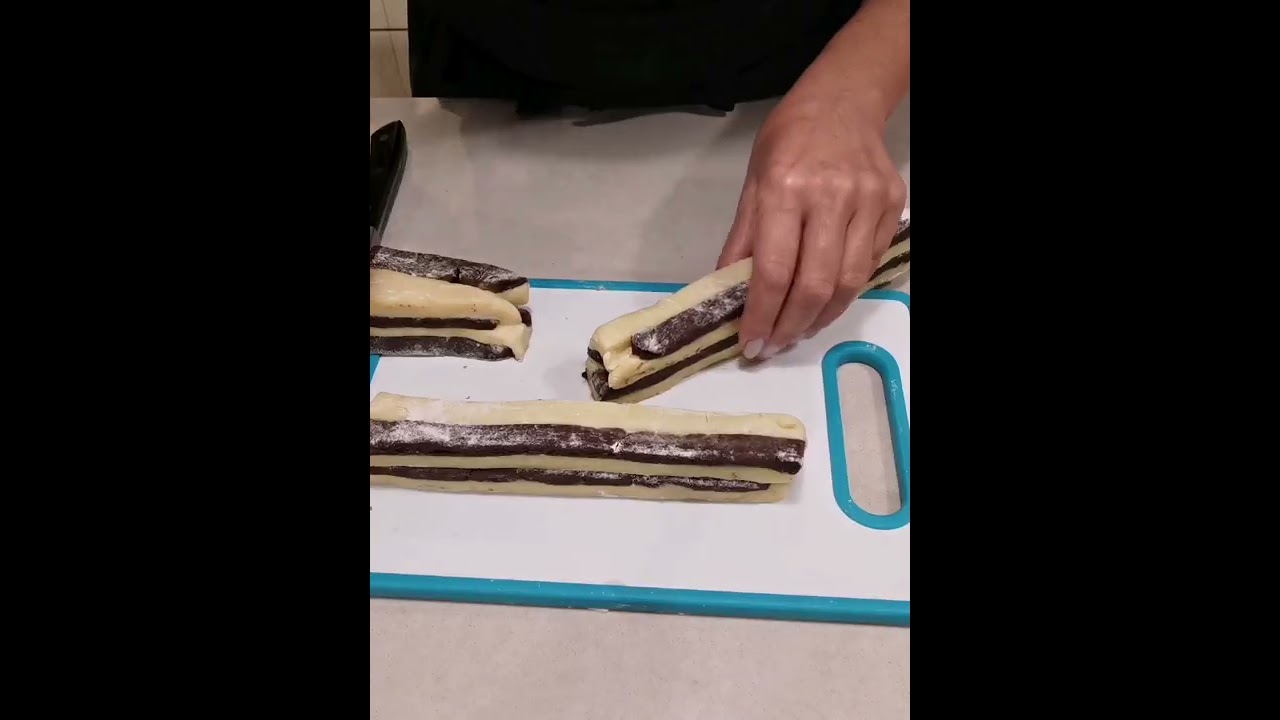 Biscotti bicolore