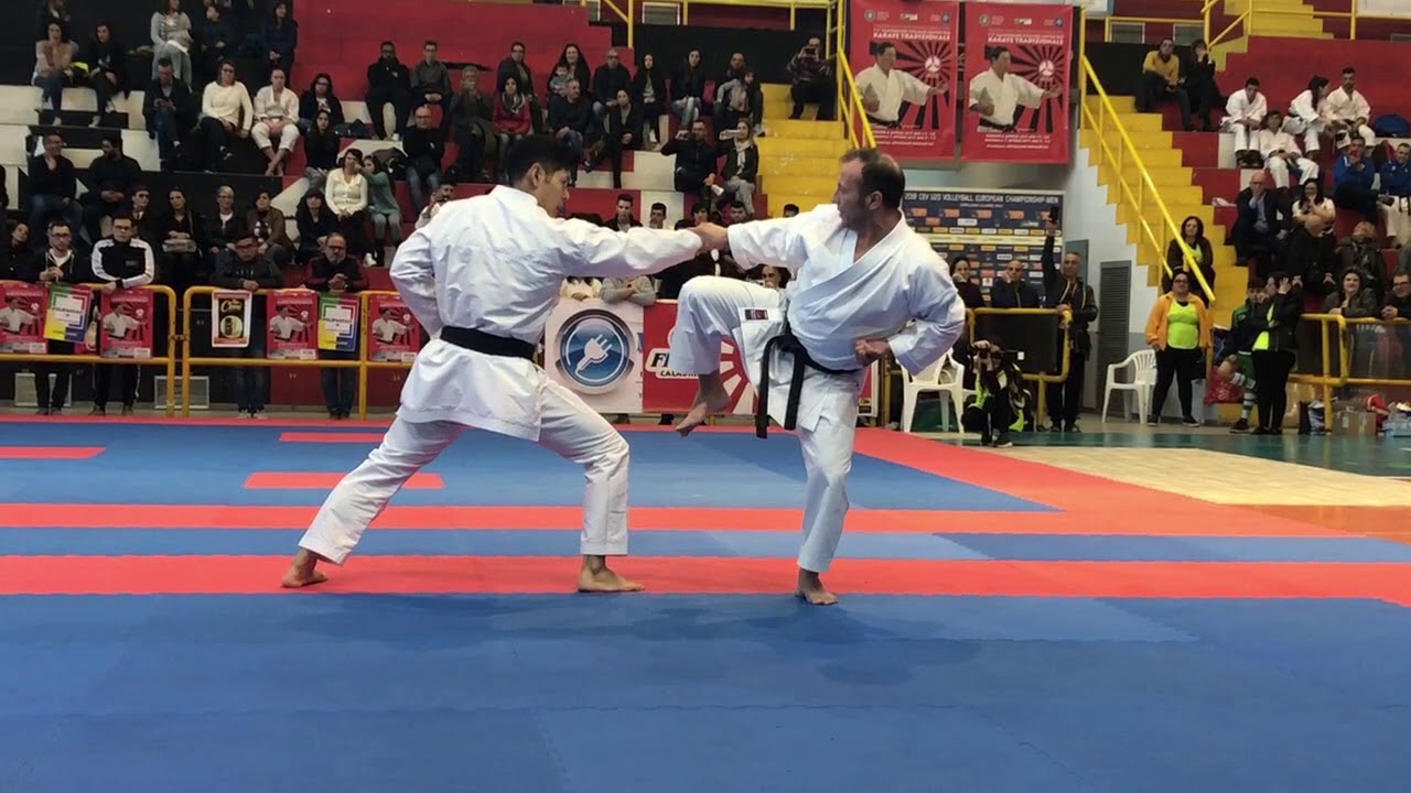 XI CAMP. ITALIANO CENTRO SUD FIKTA DIMOSTRAZIONE JIYU KUMITE