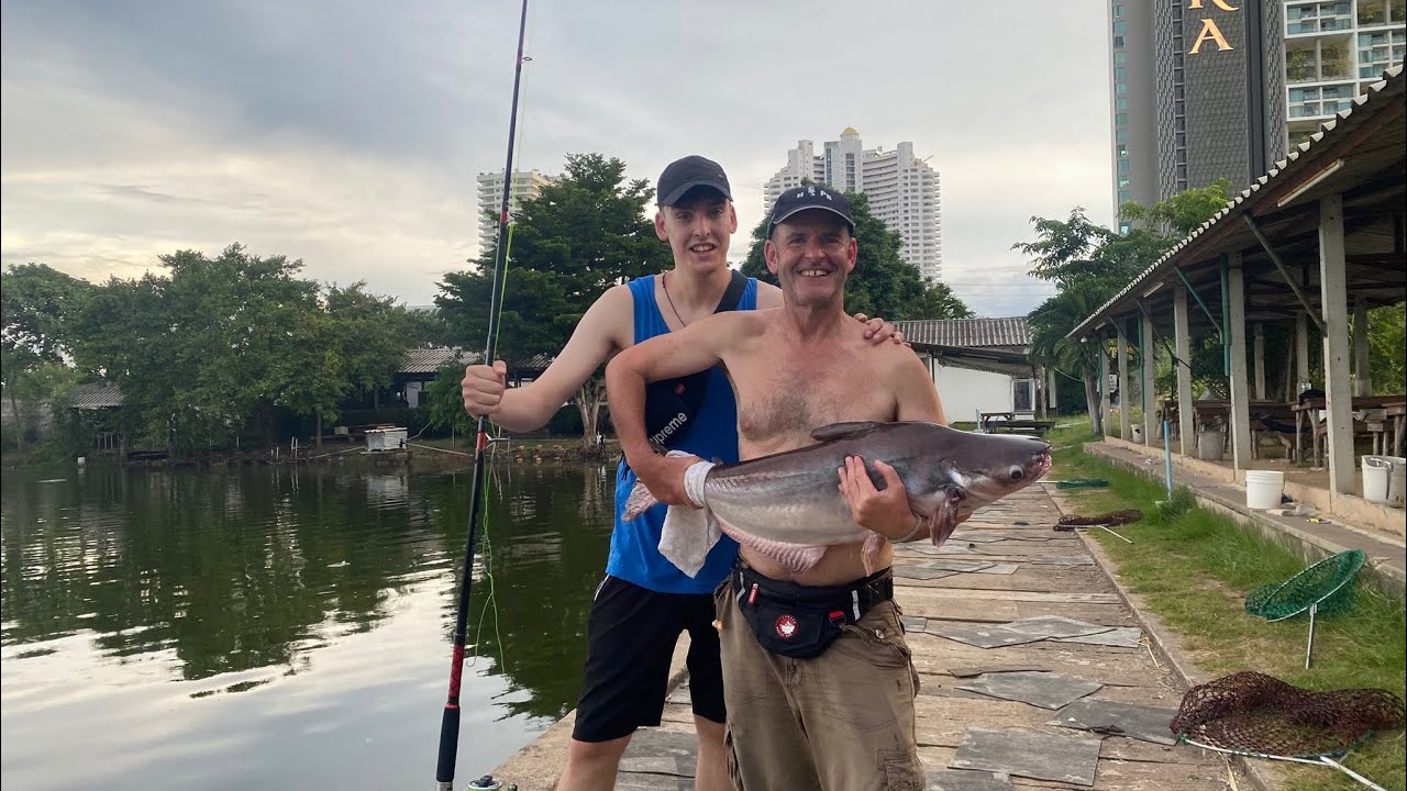 Fishing for Giant Catfish in Pattaya!Thailand !16/8/24