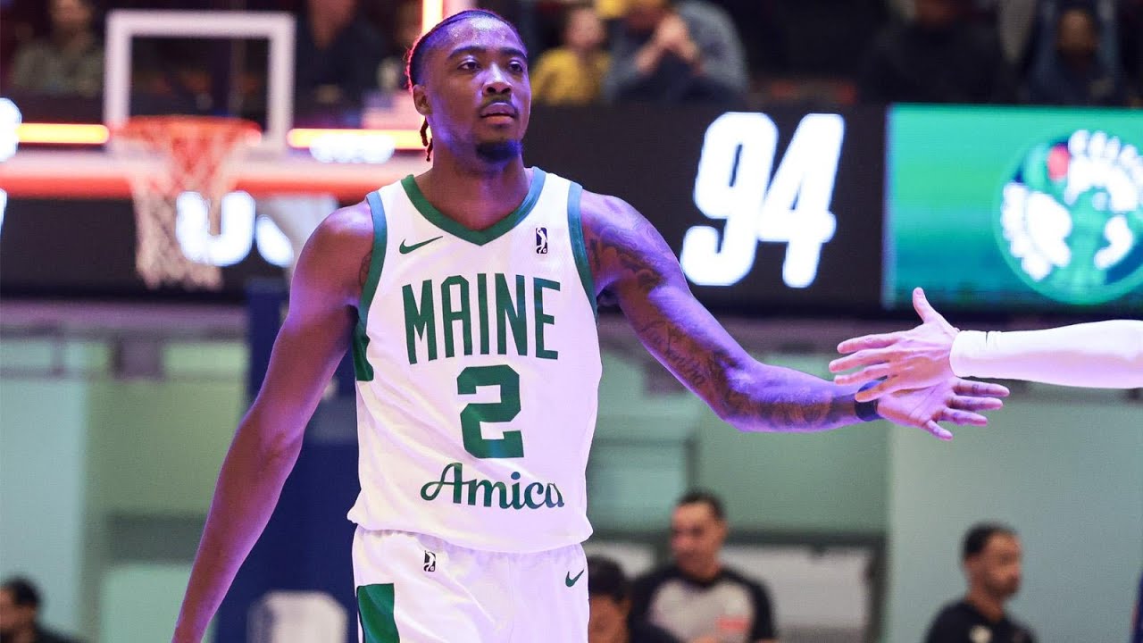 TRIPLE-DOUBLE - Hason Ward 14p, 11r, 10 blocks!