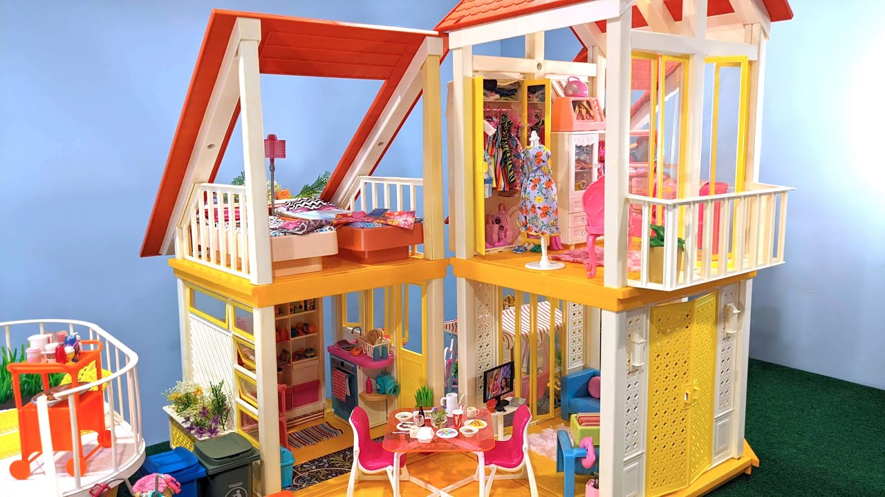 1970s Barbie Dream House & Pool Tour