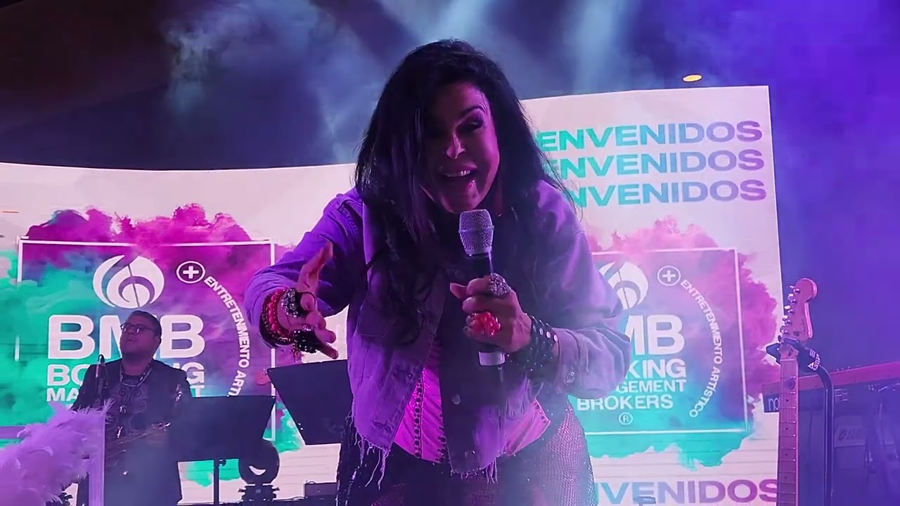 María Conchita Alonso | ACARICIAME (LIVE)