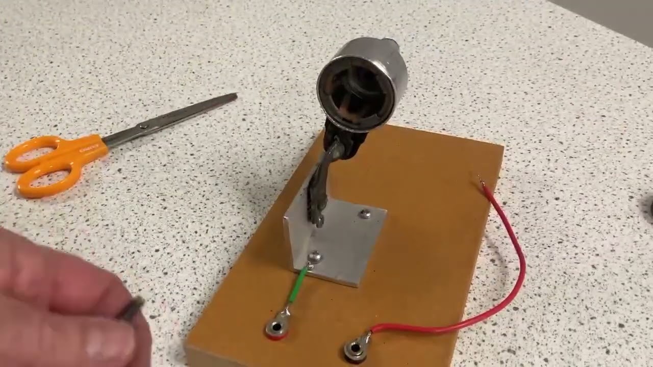 ac generator - bicycle dynamo 1