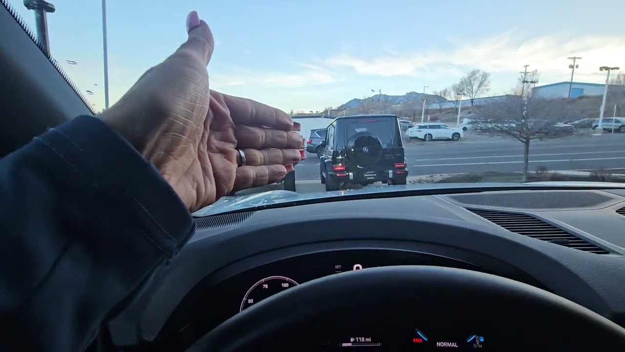 2024 Cayenne Dolomite Silver Metallic 