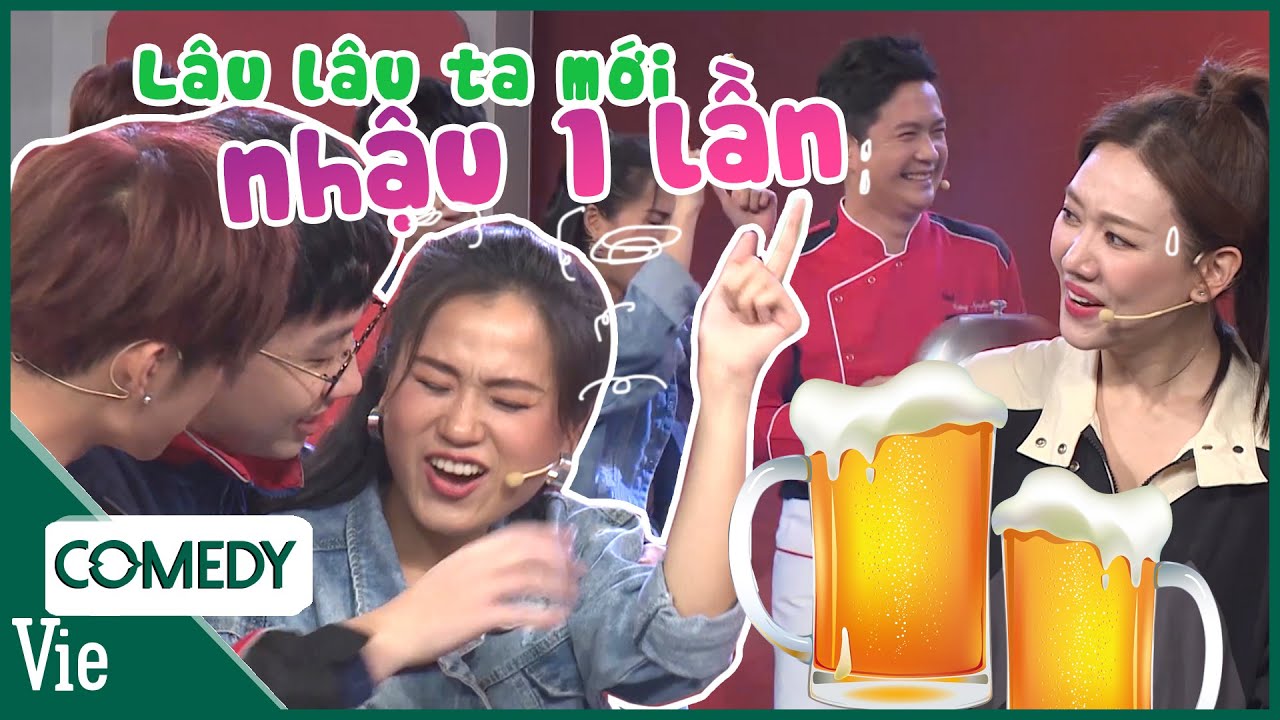 Thấy bia trên bếp, Lâm Vỹ Dạ bèn nhấp nhẹ và cái kết quẩy tới bến khiến đầu bếp sợ hãi