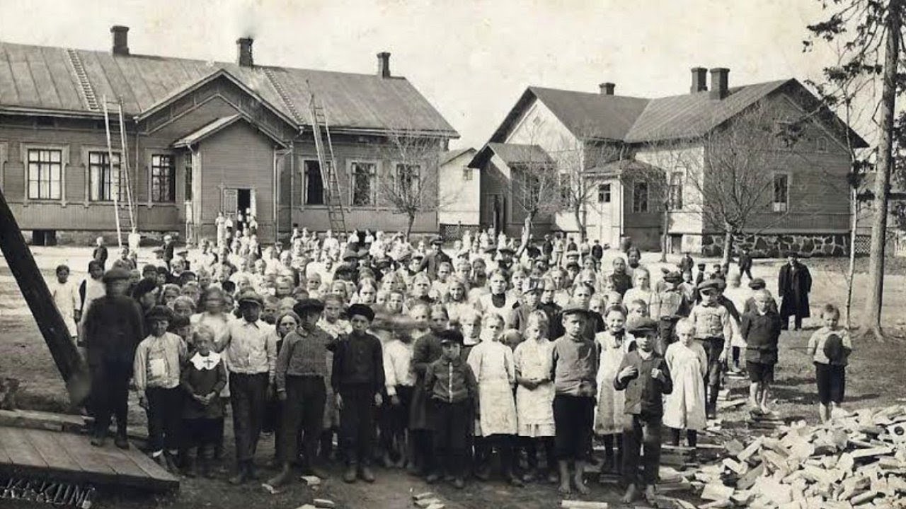 Aikamatka: Reposaaren kansakoulu 1877-1927 & Keskustelua hankesuunnitelmasta