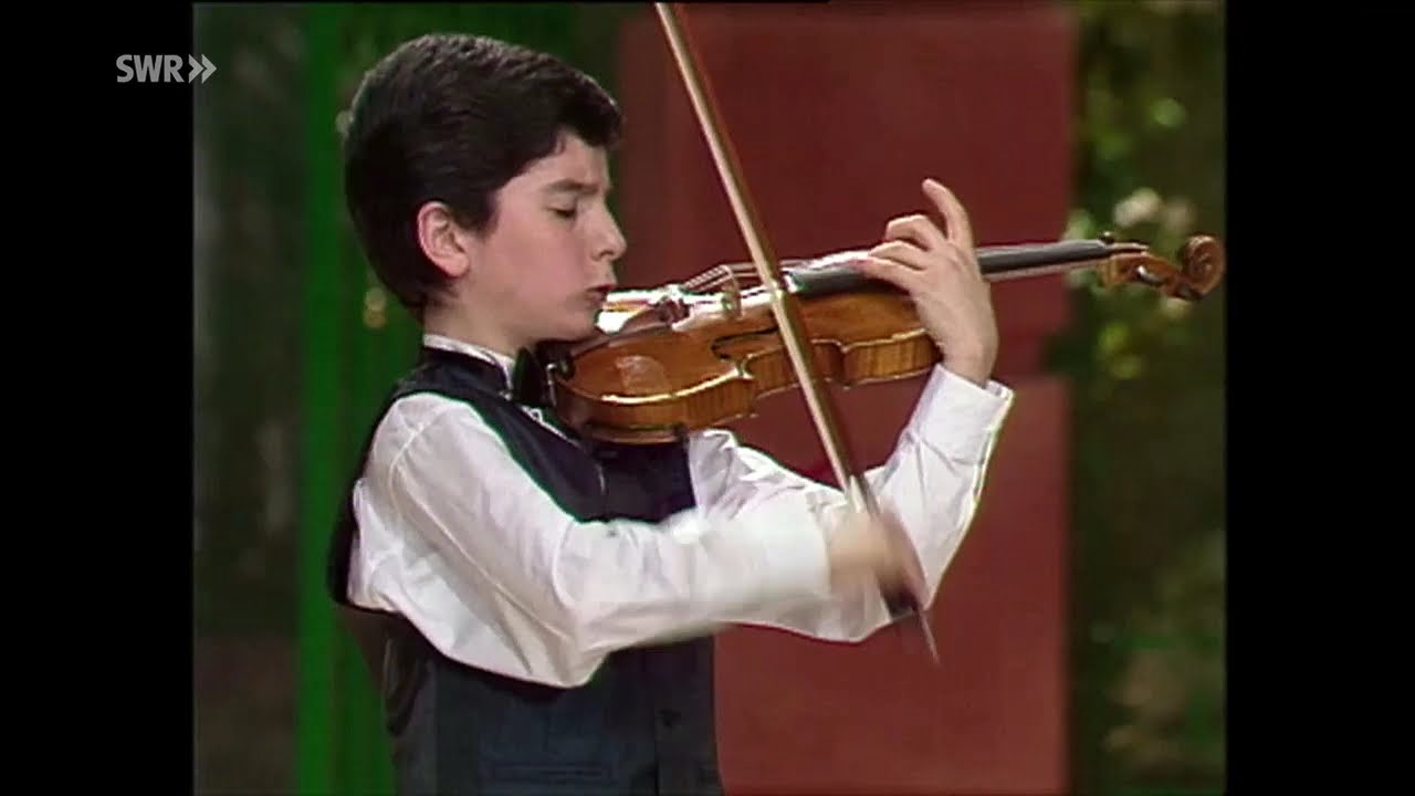 Max Bruch Violinkonzert 3  Satz Solist: Sergey Khachatryan