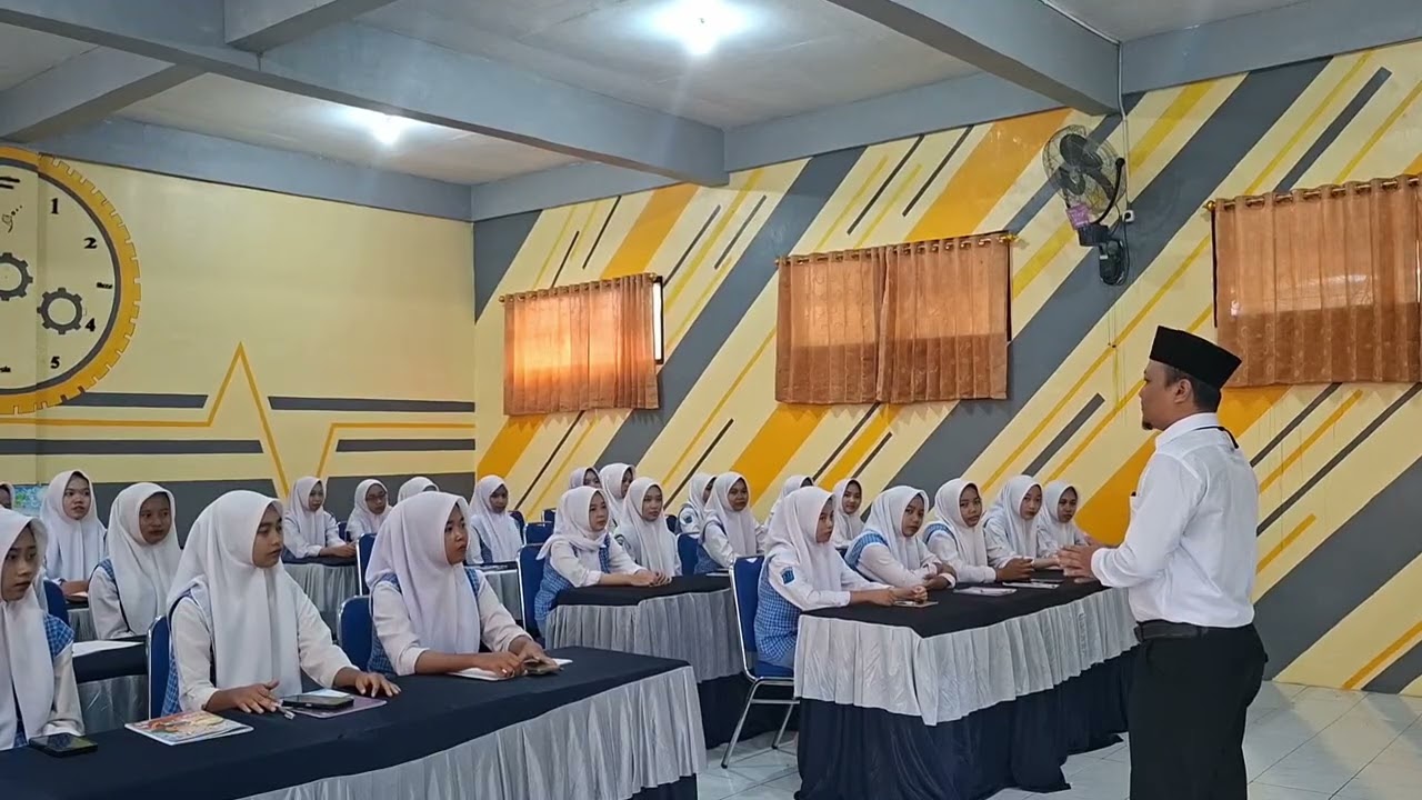 Video Pembelajaran - Adab Menggunakan Media Sosial