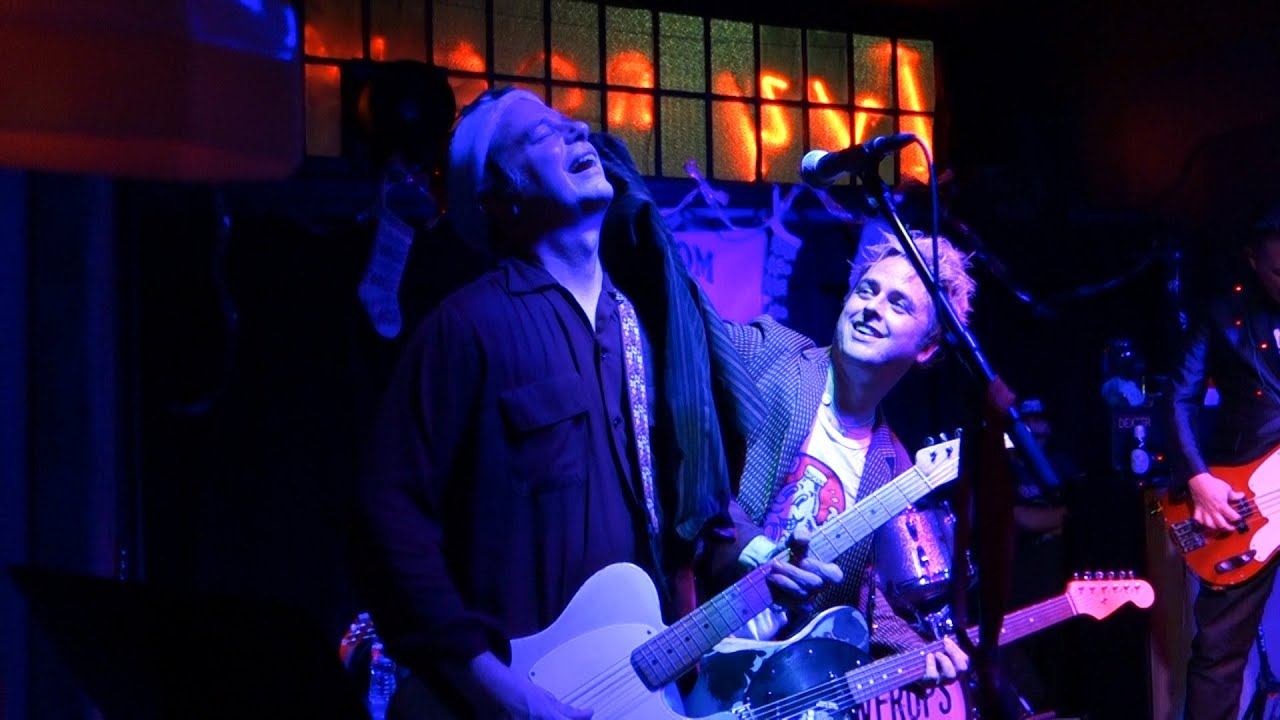 The Coverups (Green Day) - Run Run Rudolph (Chuck Berry cover) – Secret Show, Live in Albany