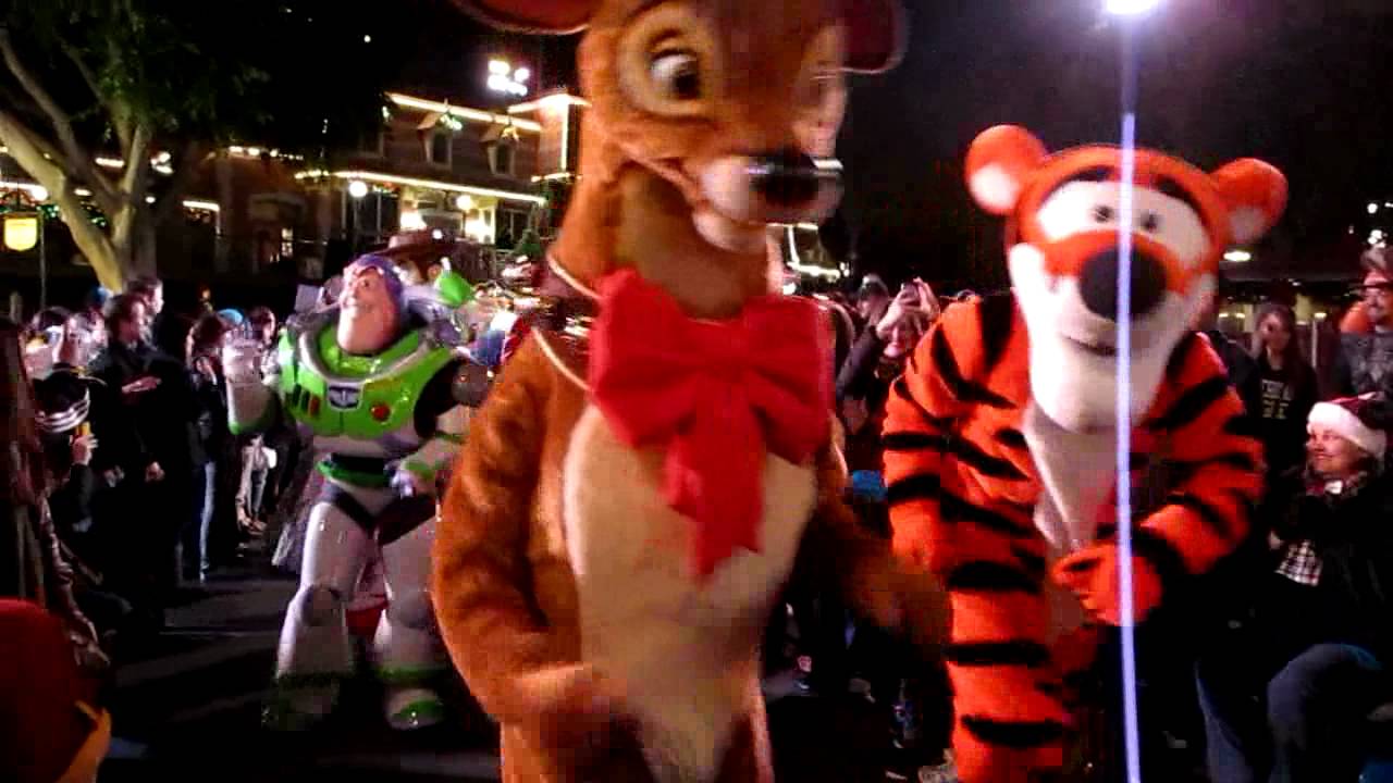 Disneyland Christmas Eve 2011 Characters Meet and Greet