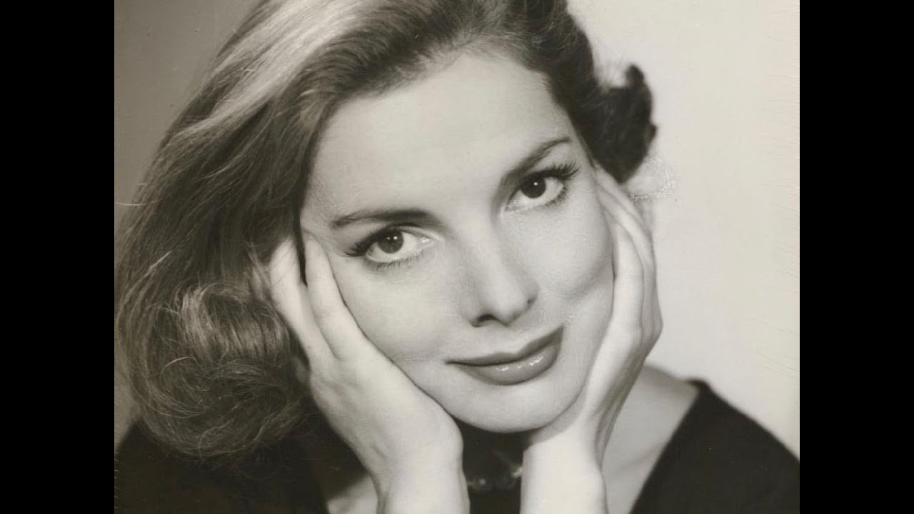 ELIZABETH SELLARS: THE ULTIMATE TRIBUTE