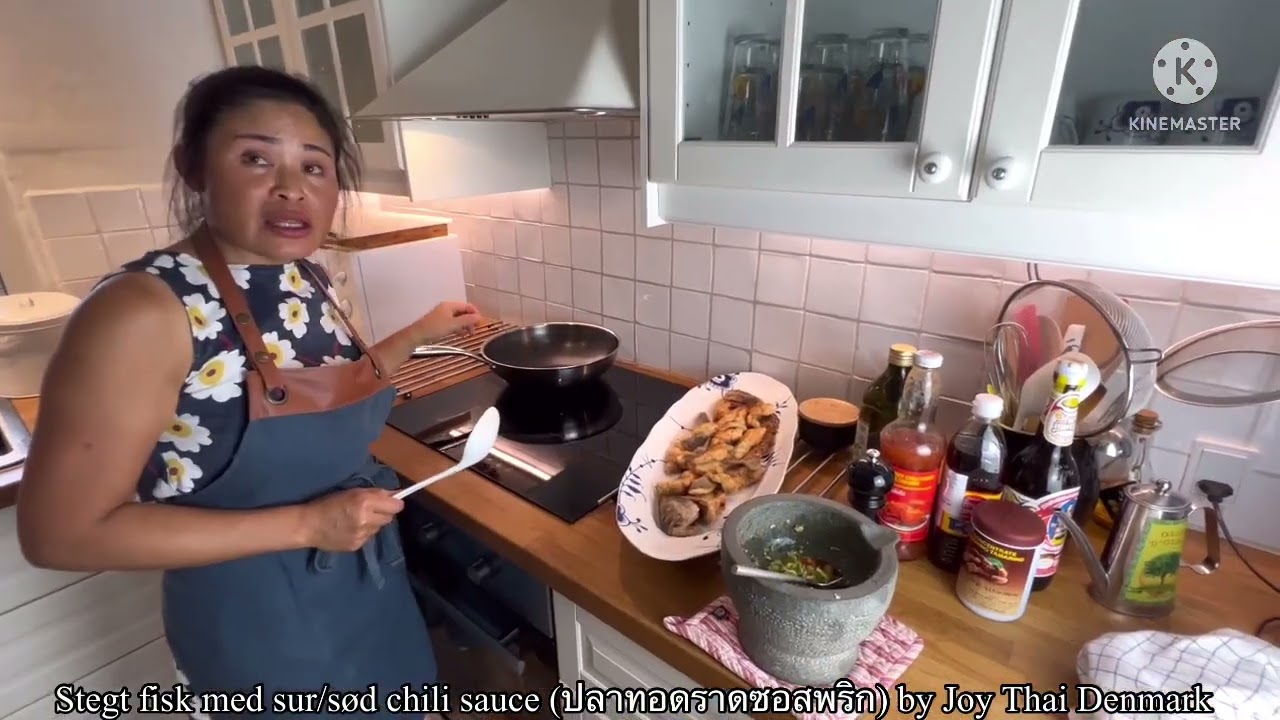 Stegt fisk med sur/s&oslash;d chili sauce(ปลาทอดราดซอสพริก)