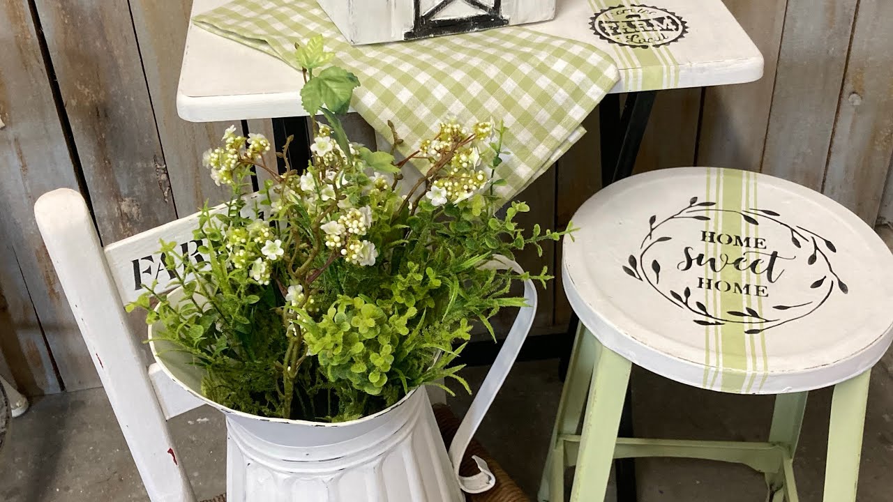 How to Create a Farmhouse Vignette from Thrifted items