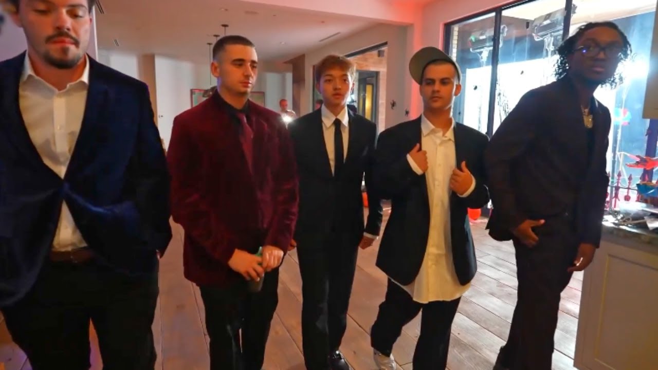 FaZe idzie do pokoju Kaysana, aby zdobyć 100 tys. subskrypcji na Twitchu.