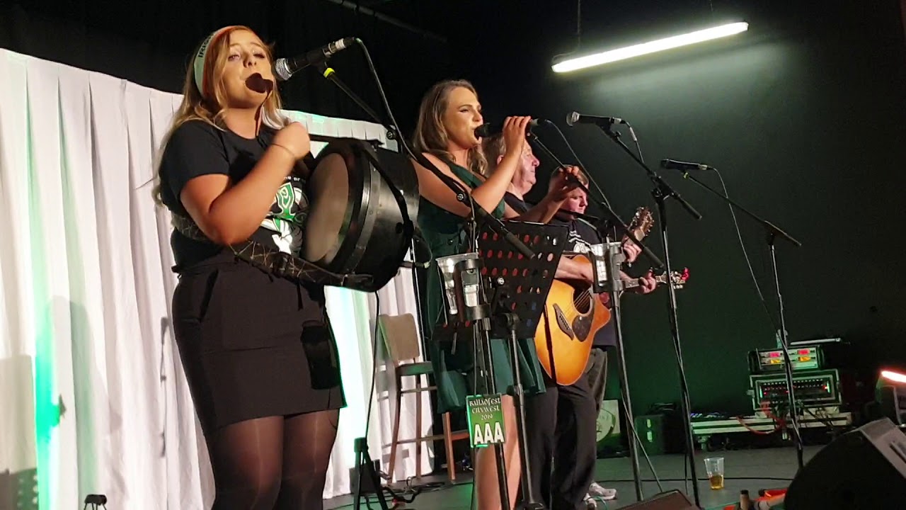 The Irish Brigade featuring Eimhear NI Ghlacain & Kieran Davenport  - Highland Paddy LIVE