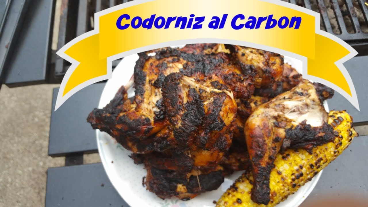 Como Adobar codorniz, al carbón
