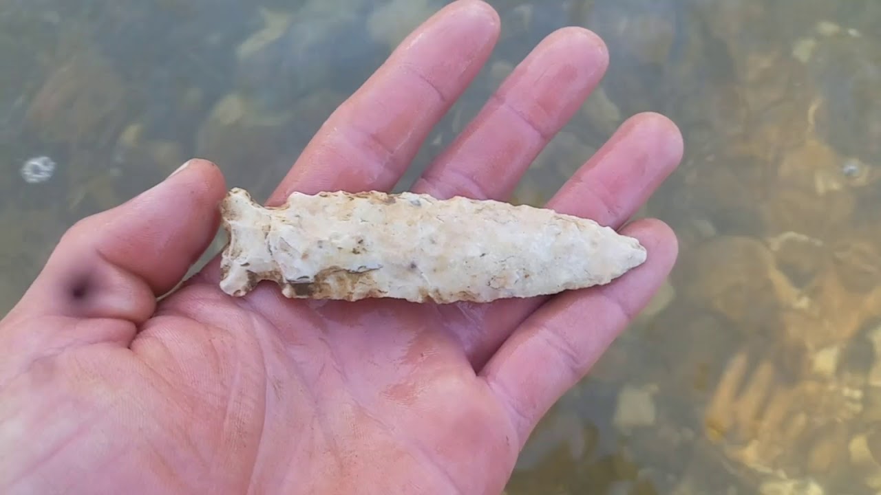 Killer Day in the Creek! Missouri Arrowhead Hunting