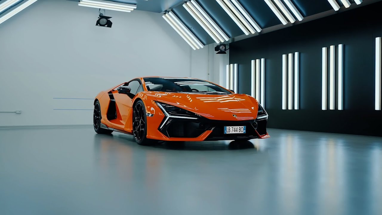 Lamborghini Revuelto: The Challenge
