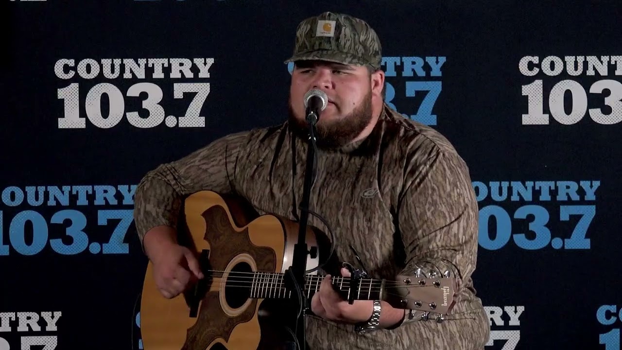 Акустическое выступление Шейна Профитта в прямом эфире на радиостанции Country 103.7 FM | Шарлотт...